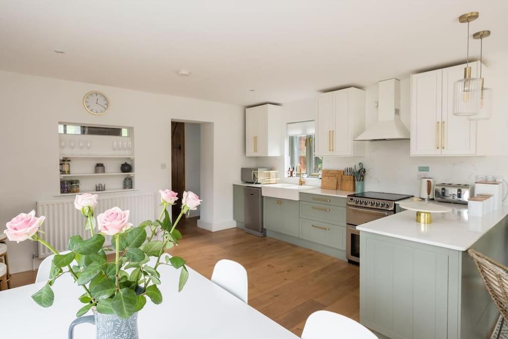 Luxury Cottage Near Hay-On-Wye Llanigon Exterior photo