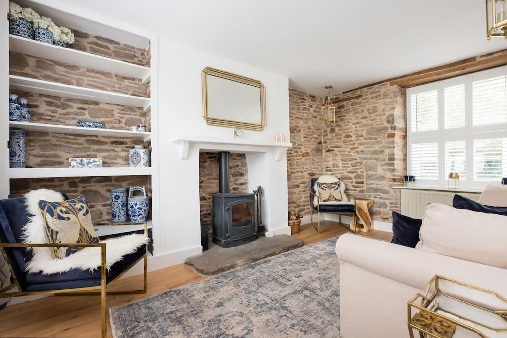 Luxury Cottage Near Hay-On-Wye Llanigon Exterior photo